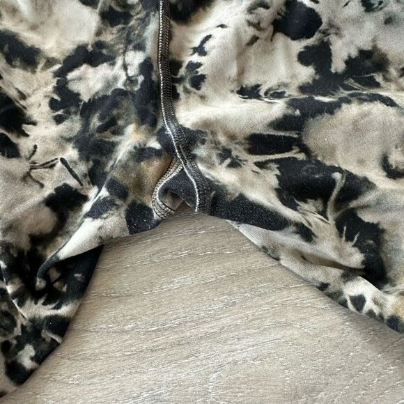 WUNDER TRAIN HIGH-RISE TIGHT 25” | Dispersed Light Raw Linen Multi - Picture 9 of 10